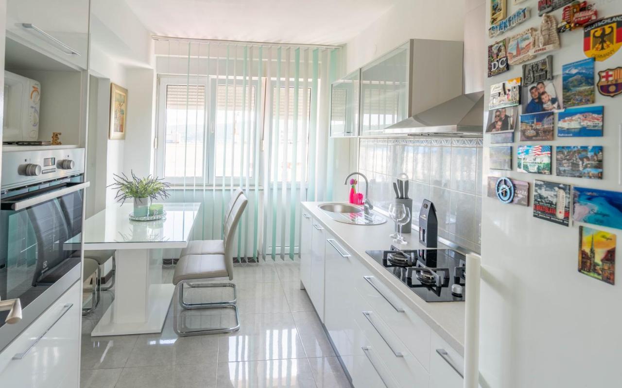 Апартаменты Apartman M Книн Экстерьер фото